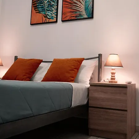 Ikarus With Courtyard & Pool In Chania Holiday home