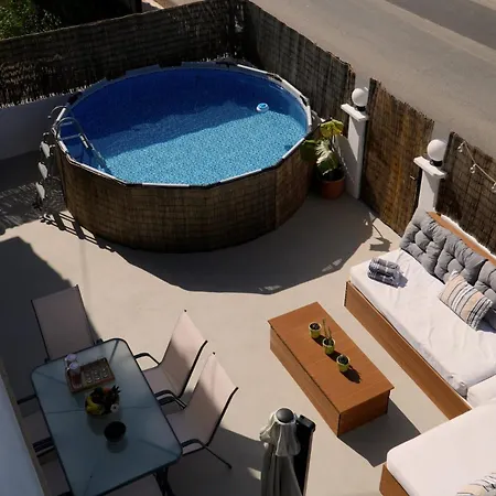 Ikarus With Courtyard & Pool In Chania Holiday home